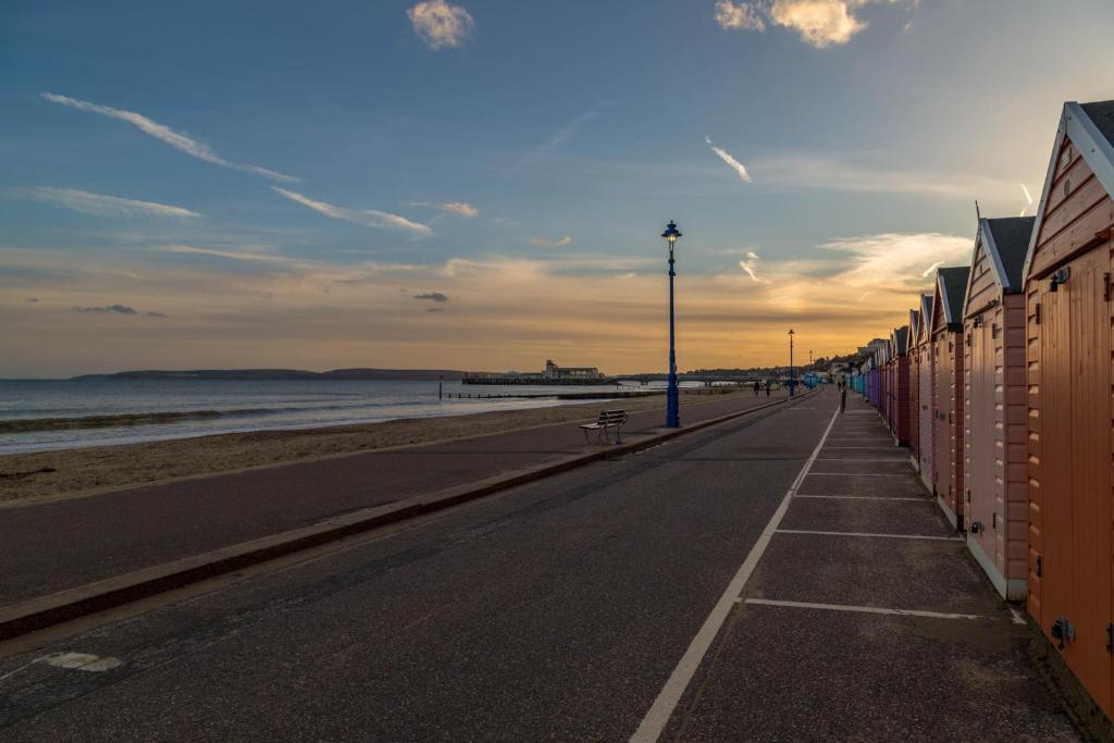 Balincourt Hotel Bournemouth Exterior foto The beach at Portrush